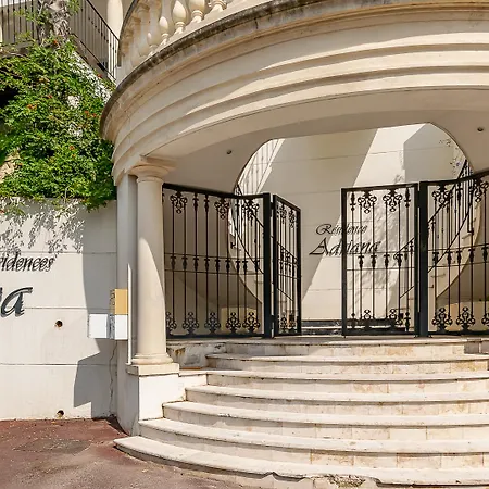 Apartmanhotel Adonis Le Rouet - Adriana