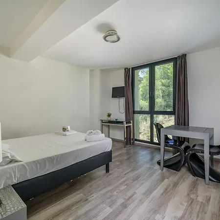 Adonis Le Rouet - Adriana Apartmanhotel 3*